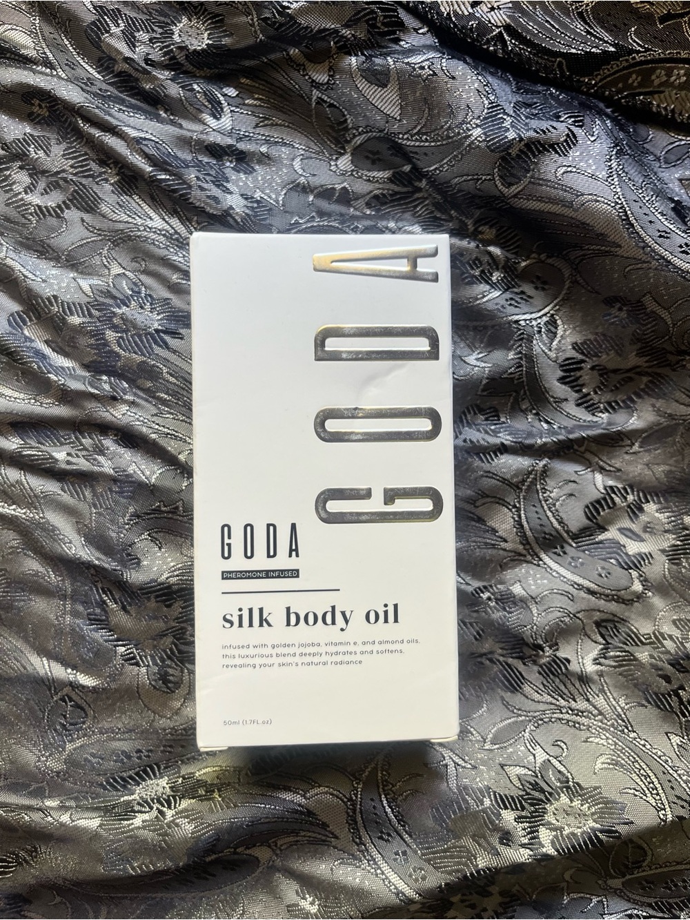 Silk Body Oil — White